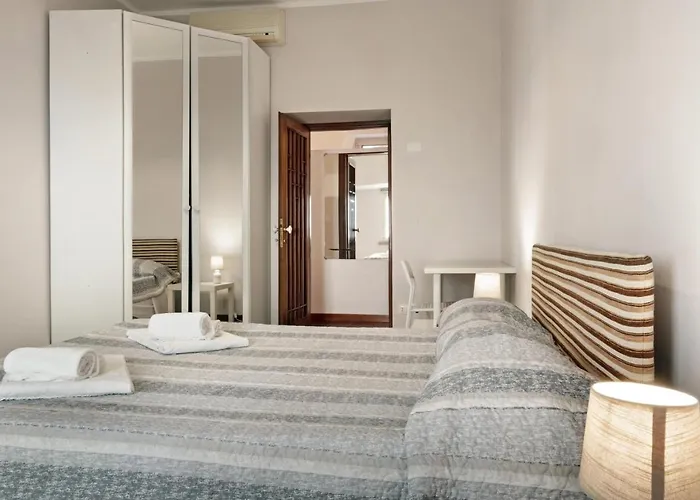 Vatican Welc-home * Rome